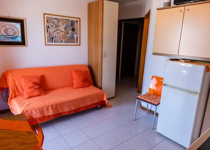 Casa Etruria - Spiaggia 1 Min - Lungomare Marconi - Wifi - Aria Condizionata